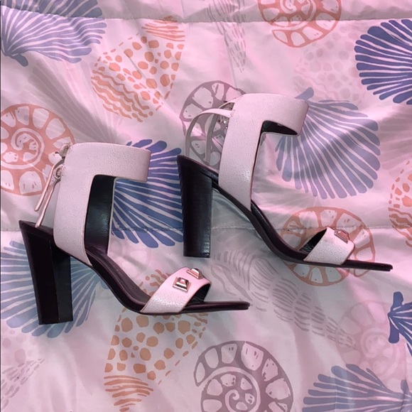 Rock and republic heels - Picture 2 of 3